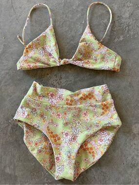 Skatie bikini set S, NWOT